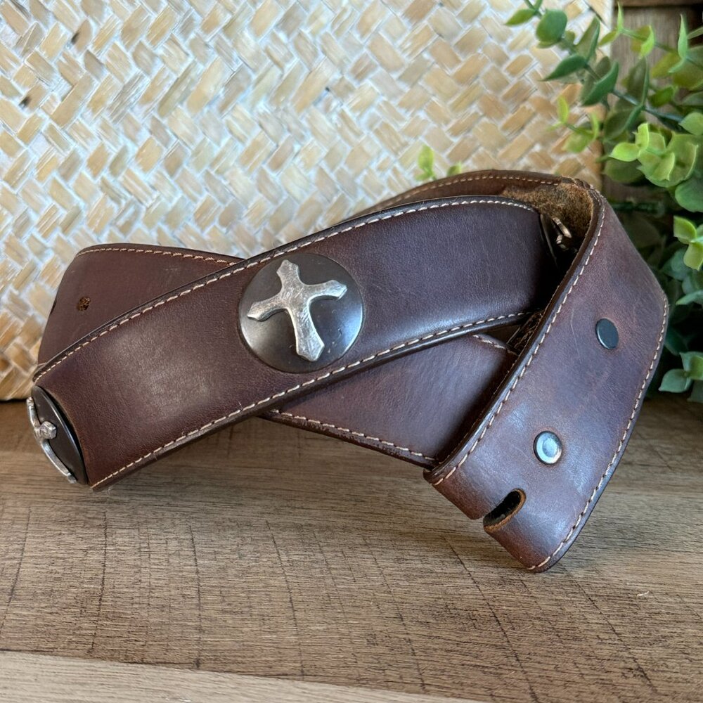 Vintage 90's Western Silver Creek Genuine Leather Cross Concho Men's Belt 34"